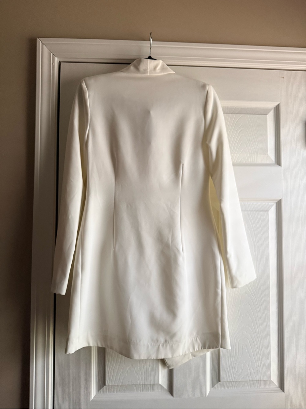 PrettyLittleThing White Double Breasted Mini Blazer Dress US (4) UK (8) - Picture 7 of 8